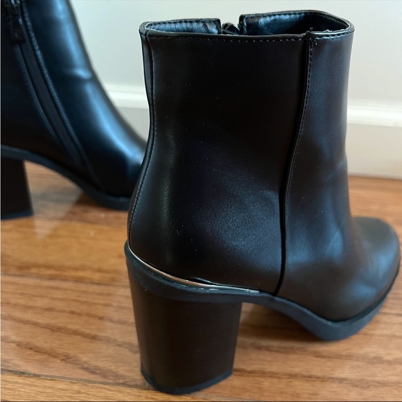 ASOS/RAID black heeled ankle boots - Picture 10 of 14